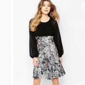 Traffic People FloralFragmented PuffedSleevedress